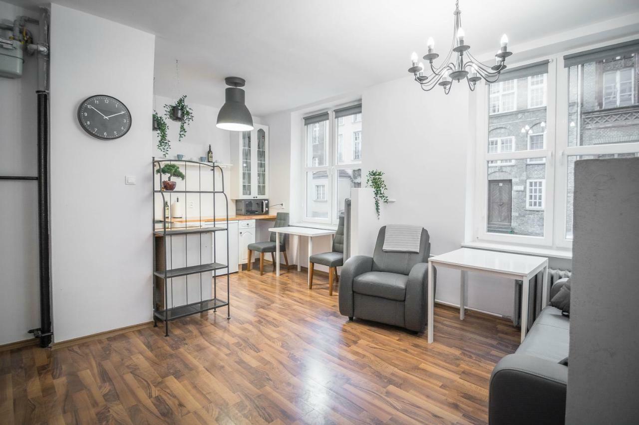 Piano Old Town Ogarna Apartment Gdansk Ngoại thất bức ảnh