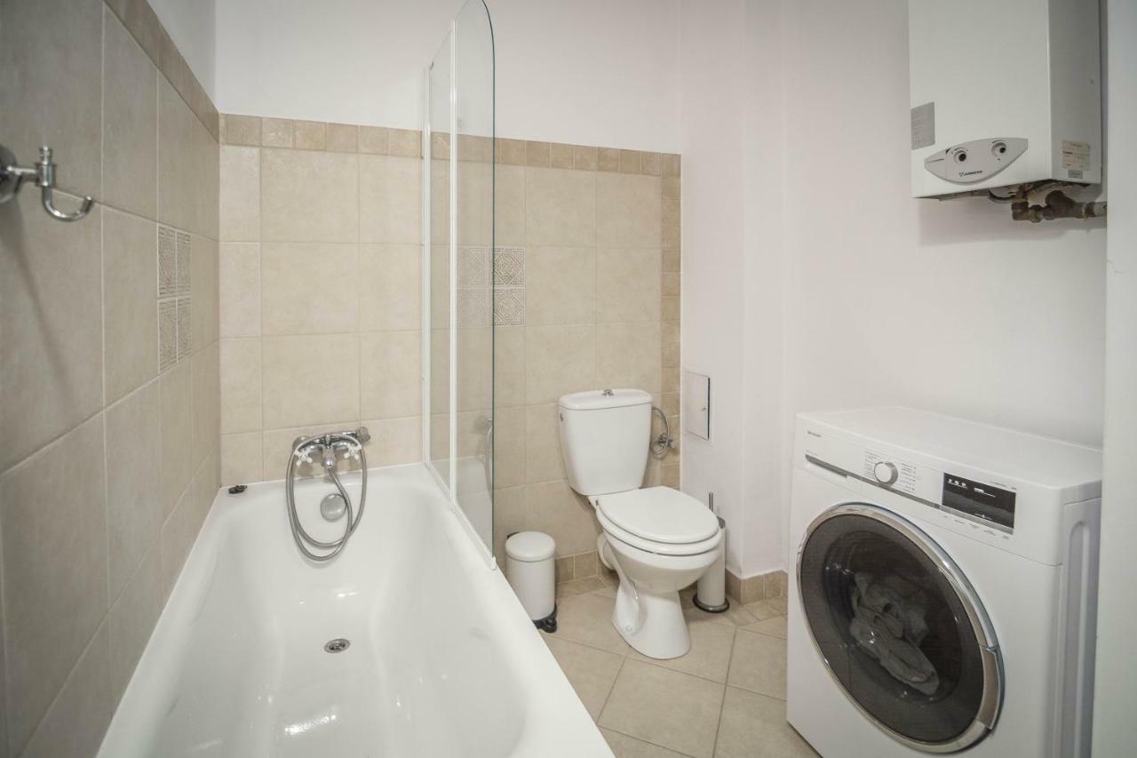 Piano Old Town Ogarna Apartment Gdansk Ngoại thất bức ảnh